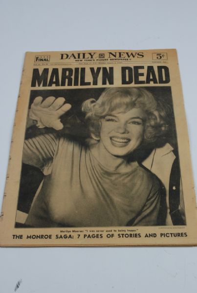 Original New York Daily News Monday, August 6, 1962 "MARILYN DEAD" Newspaper